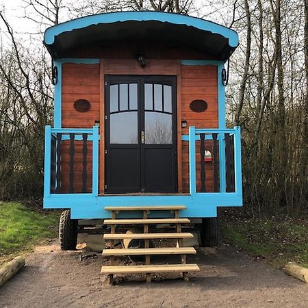 Le Domaine Des Droles De Dames Guest House Buding Eksteriør bilde
