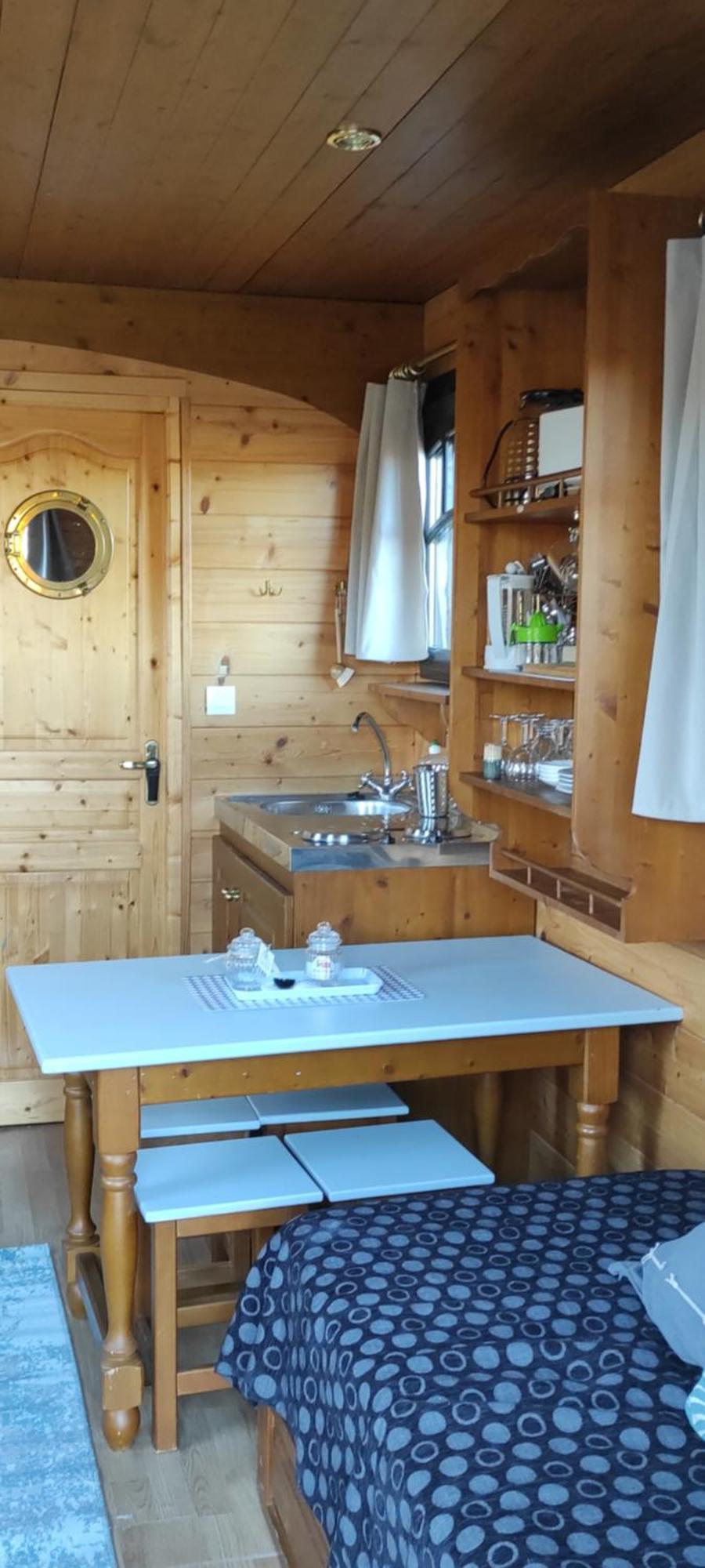Le Domaine Des Droles De Dames Guest House Buding Eksteriør bilde