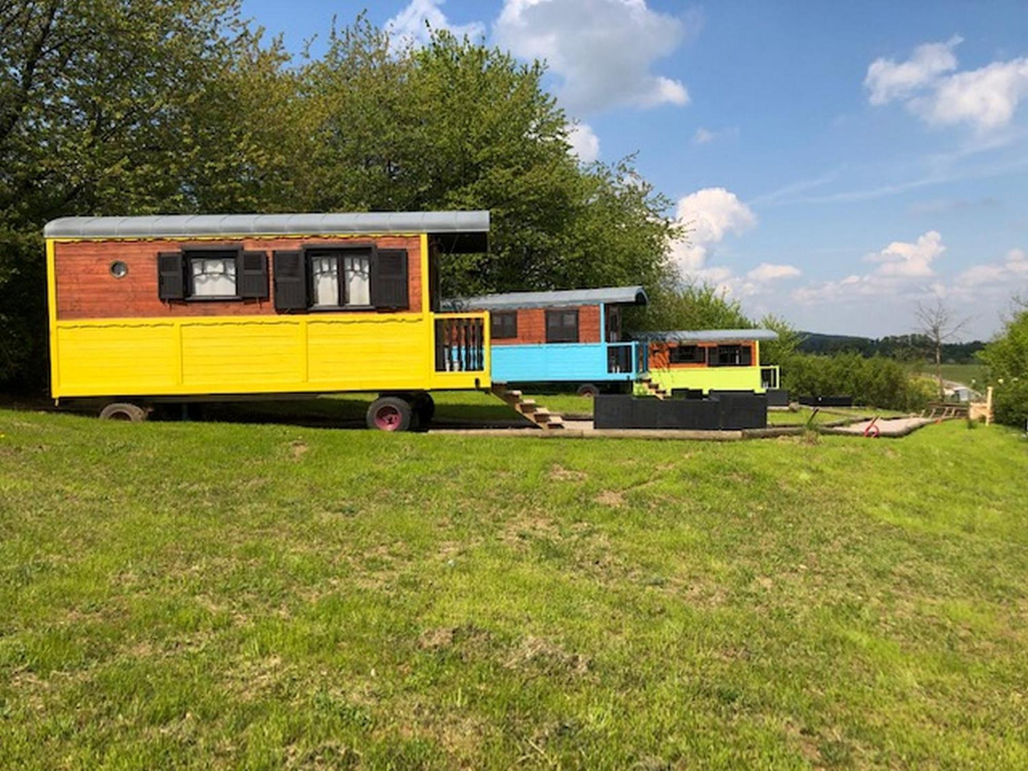 Le Domaine Des Droles De Dames Guest House Buding Eksteriør bilde